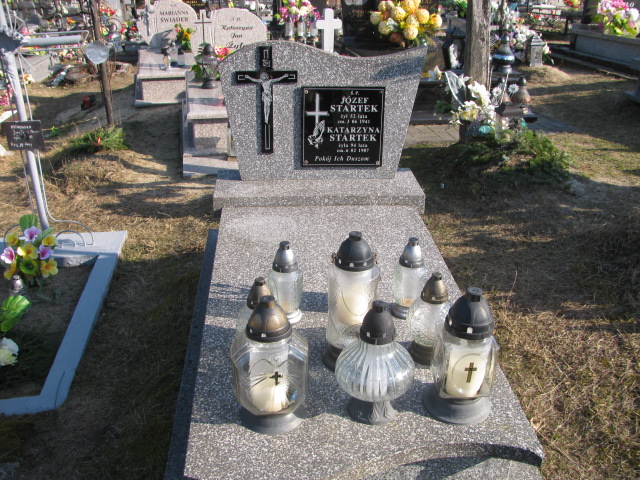 Grób Józef Startek